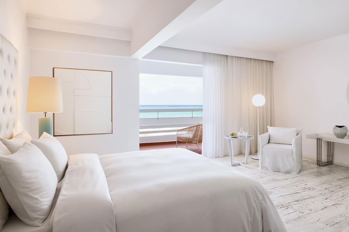 Junior Suite Sea View | Pemandangan pantai/laut
