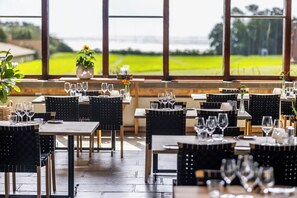 Lunsj og middag serveres