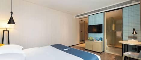 Minibar, in-room safe, iron/ironing board, alarm clocks