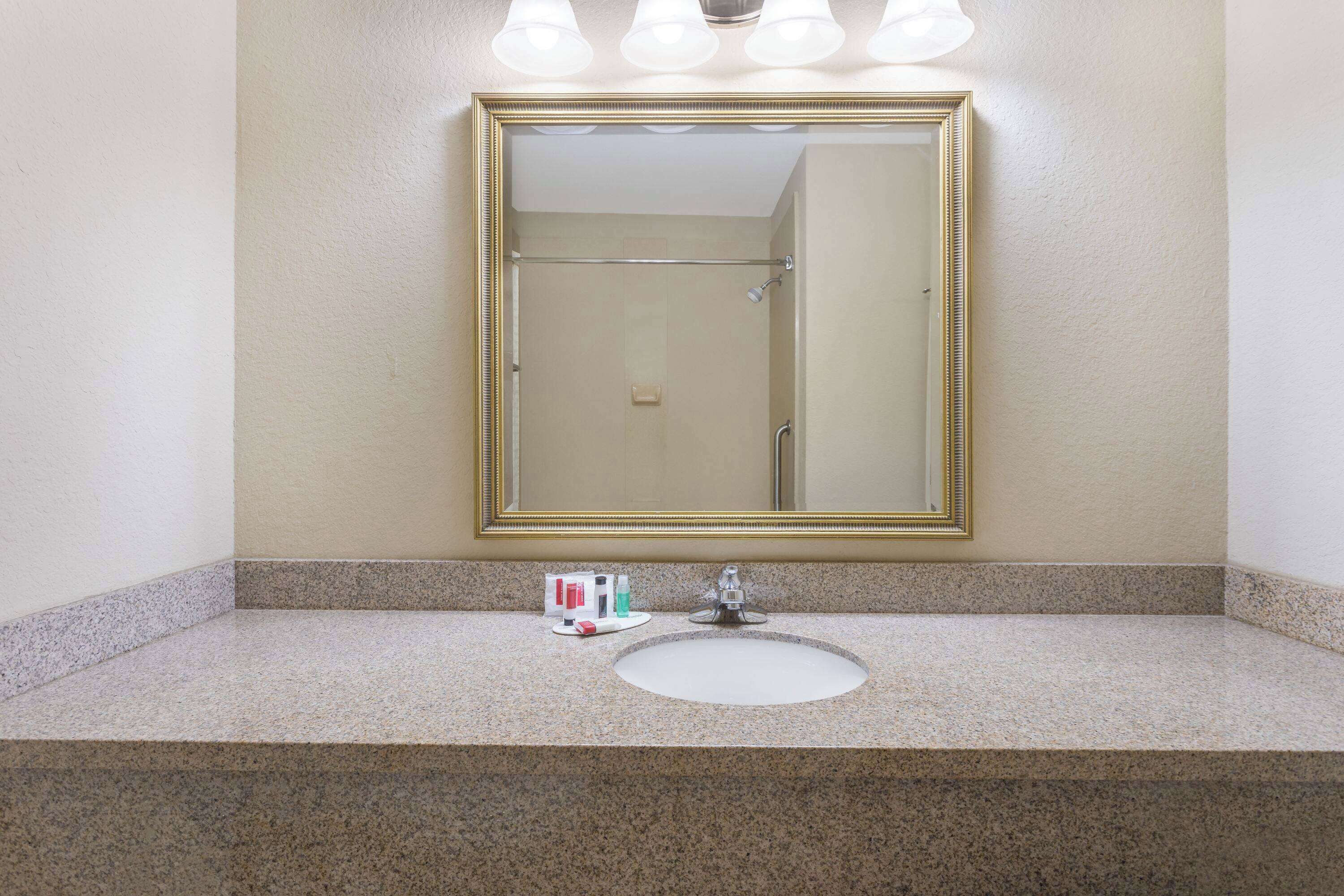 Foto - Days Inn by Wyndham Semmes Mobile