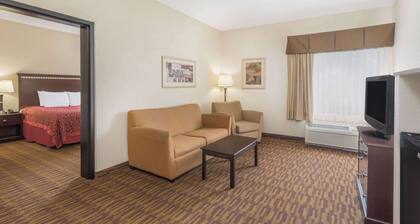 Days Inn by Wyndham Semmes/Mobile