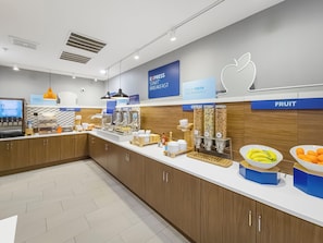 Free buffet breakfast 