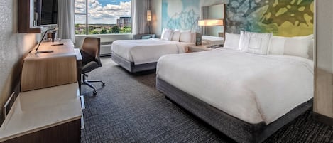 Allergikerbettwaren, Schreibtisch, Verdunkelungsvorhänge