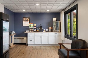 Sudah termasuk sarapan ala kontinental setiap hari