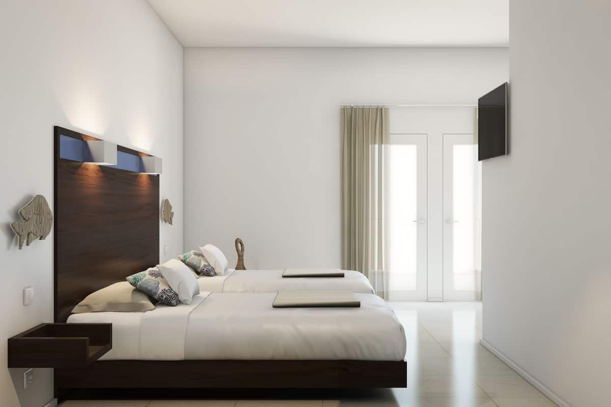 standard twin room | minibar, in-room safe, blackout curtains, soundproofing