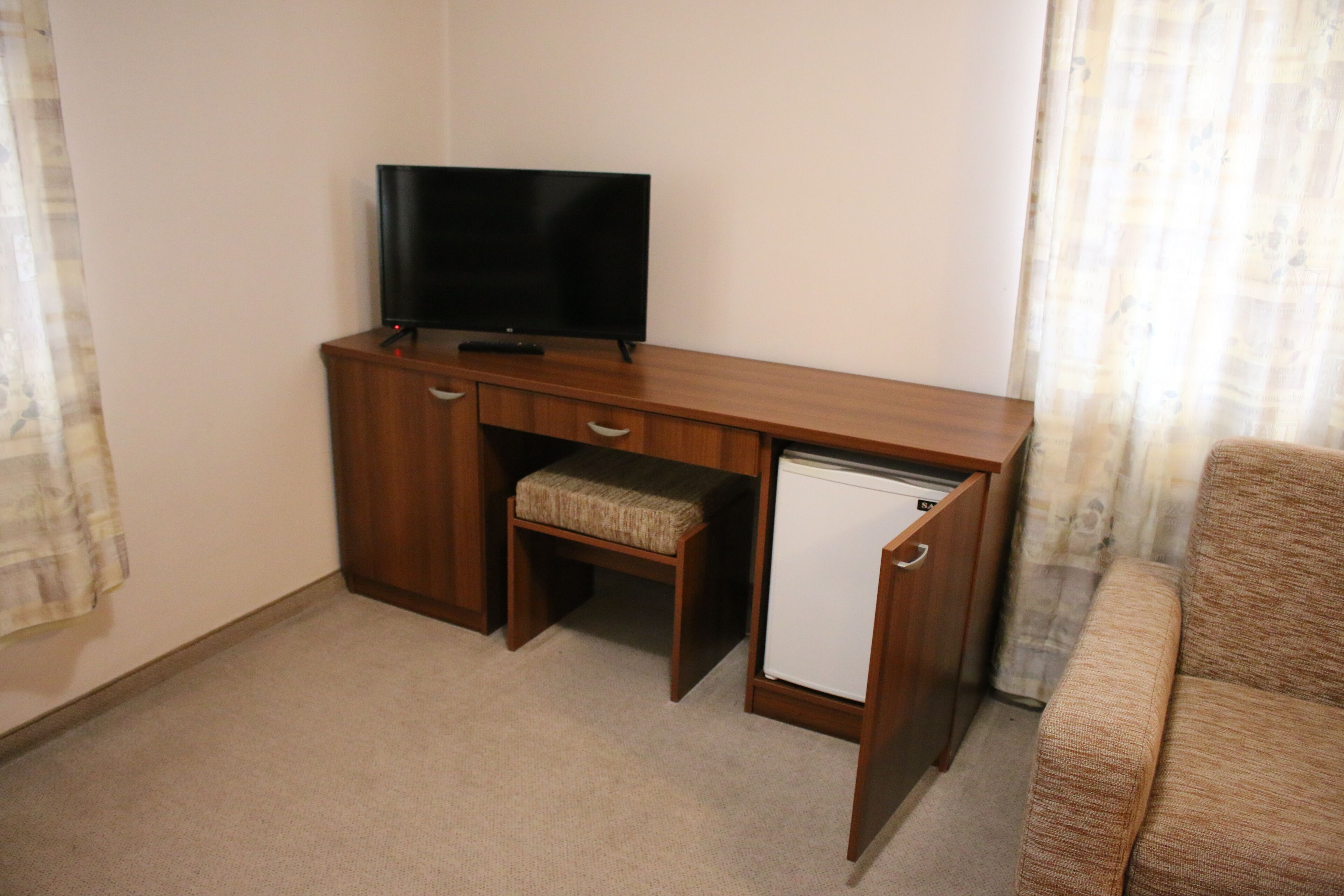standard apartment | 1 bedroom, minibar, in-room safe, desk