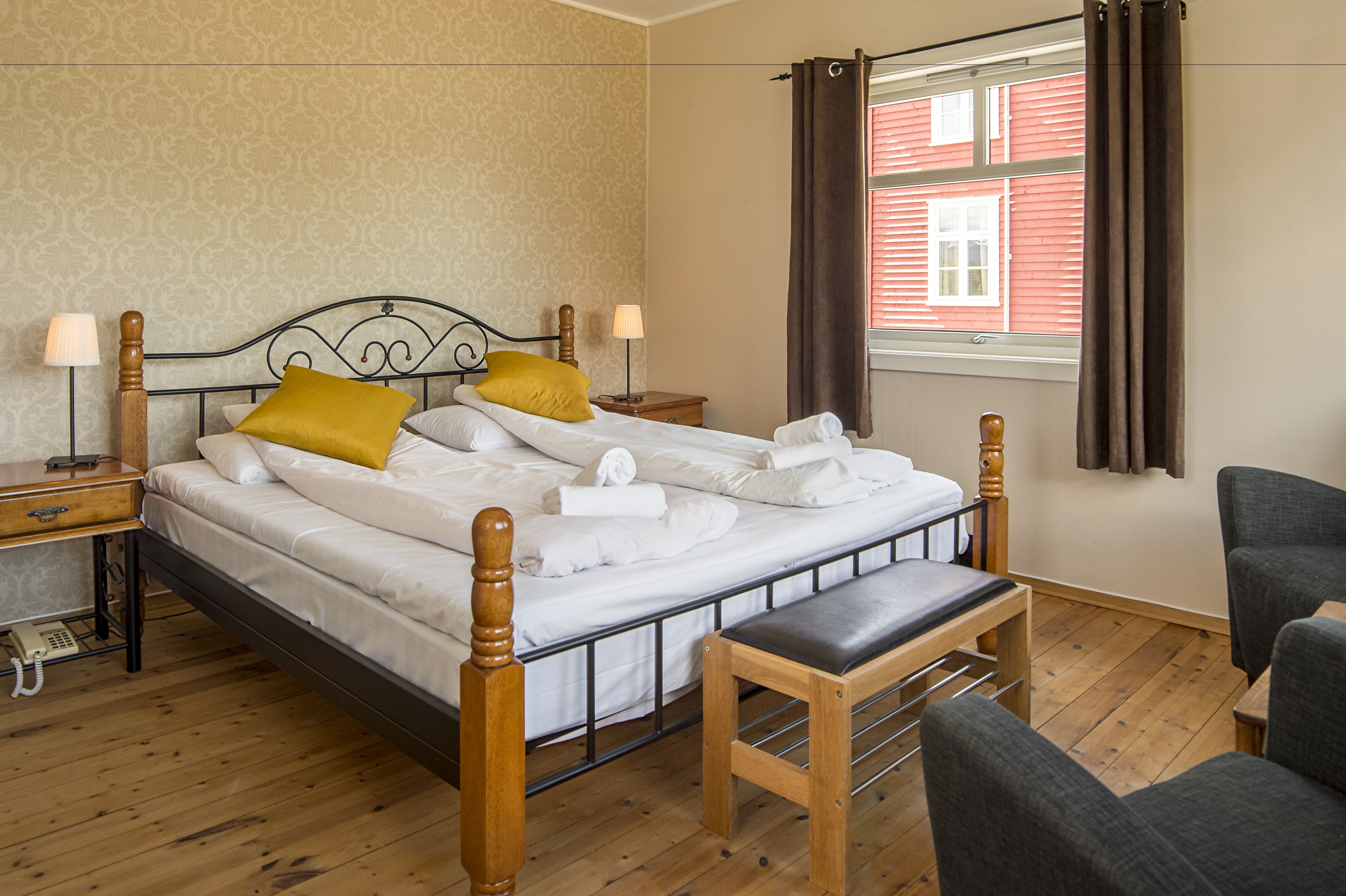 1 bedroom, premium bedding, individually decorated