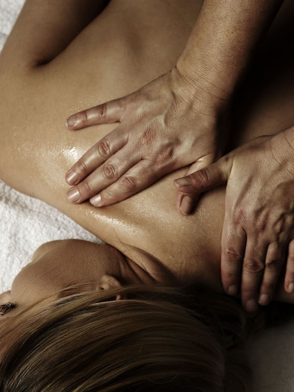 Couples treatment room(s), sauna, hot tub, steam room, body treatments