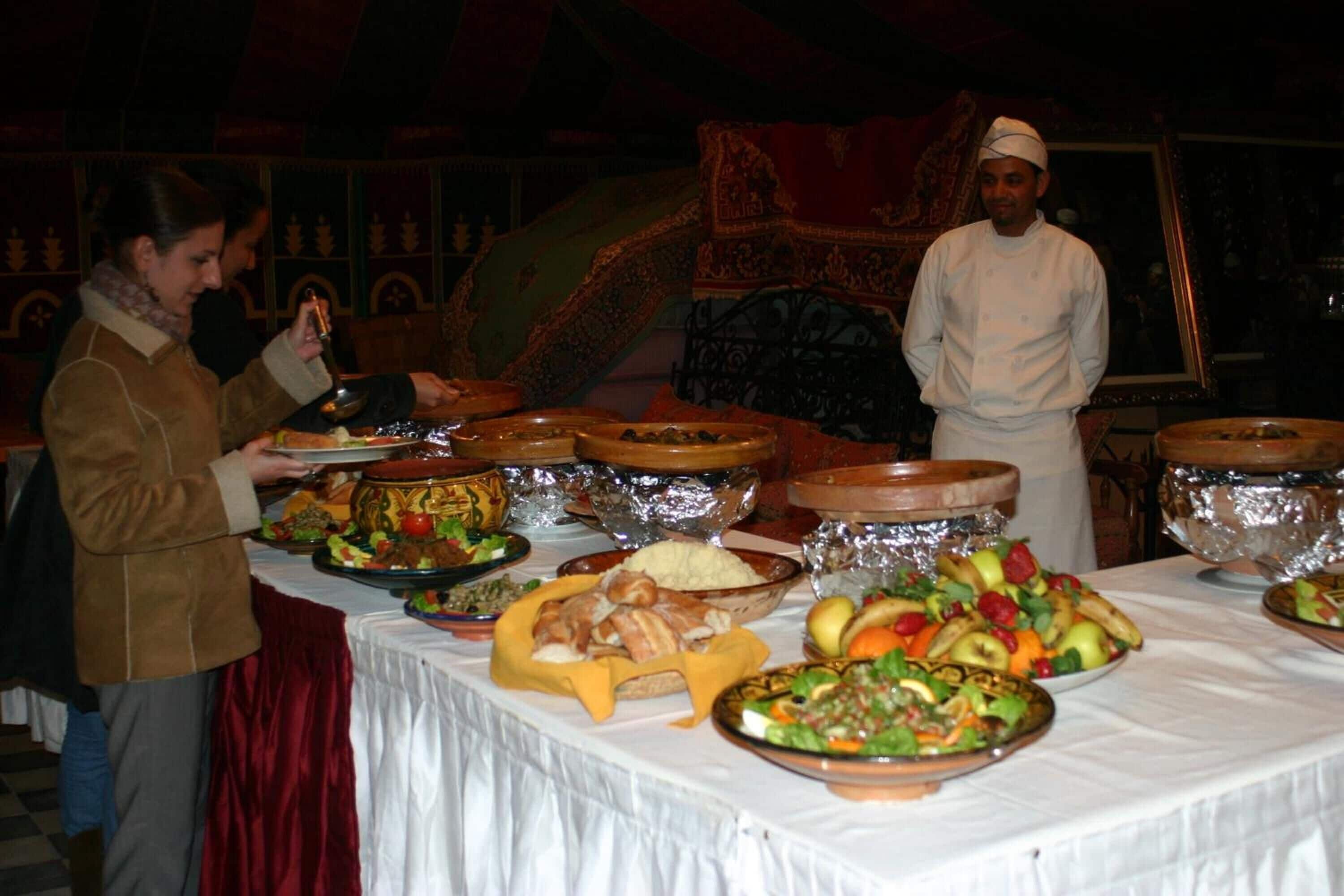 تناول الطعام