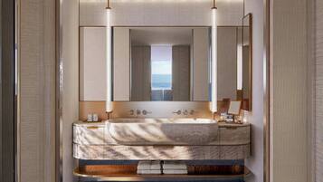 Suite presidencial, 3 habitaciones, terraza | Baño | Ducha y cabezal de ducha tipo lluvia