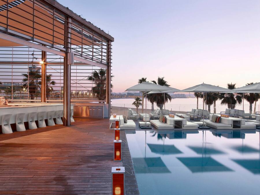 Pool views, serves lunch and dinner