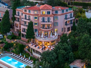 Front of property - Tiara Yaktsa Côte d'Azur (Theoule-sur-Mer)