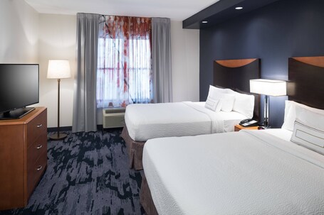 Fairfield Inn Suites by Marriott Orlando at SeaWorld - Image 20