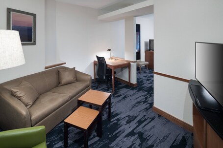 Fairfield Inn Suites by Marriott Orlando at SeaWorld - Image 37