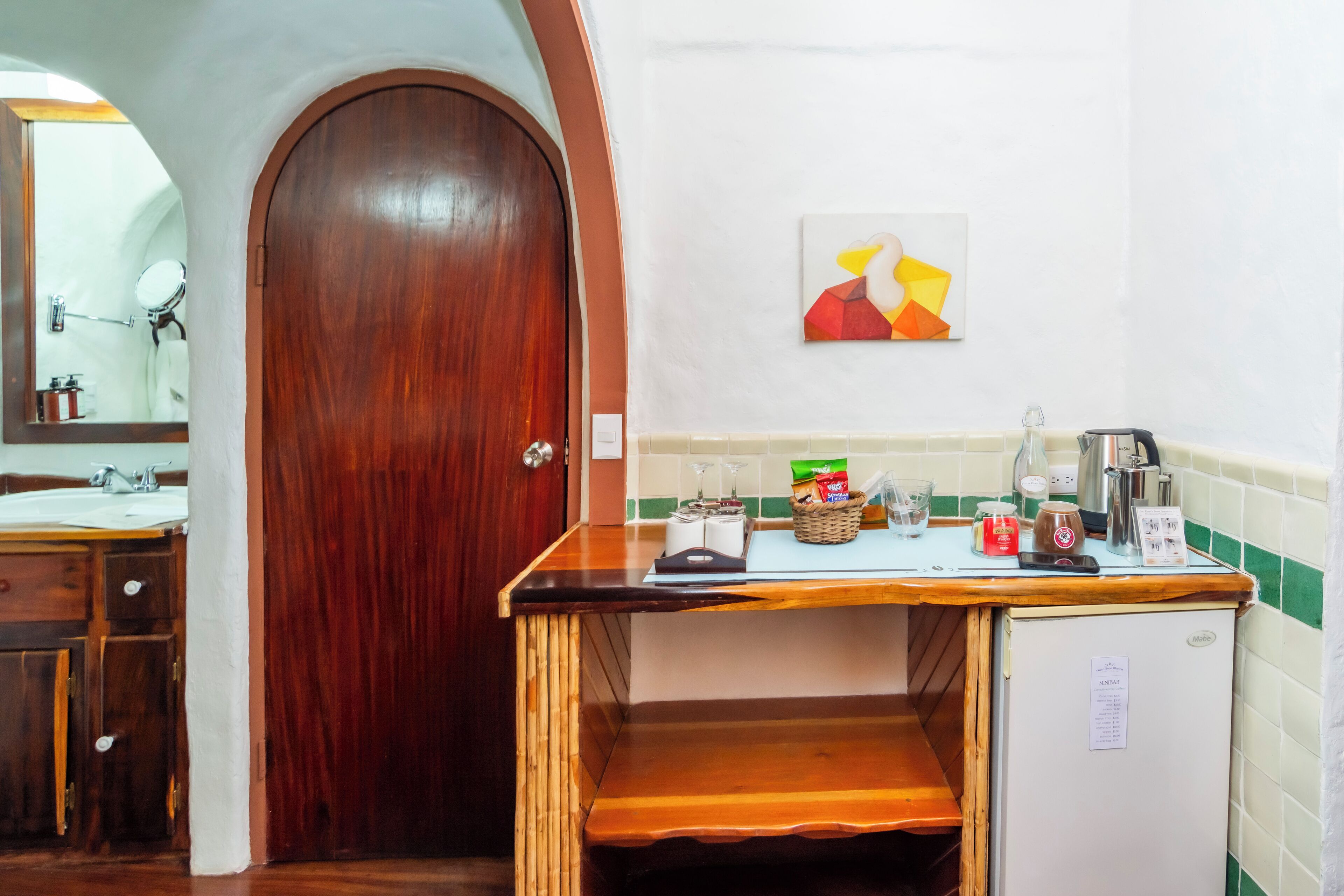 junior suite, 1 king bed | hypo-allergenic bedding, minibar, in-room safe, individually decorated