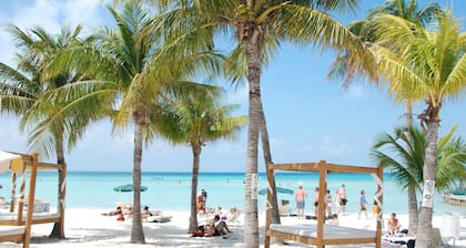 Hotel Cabanas Maria del Mar
