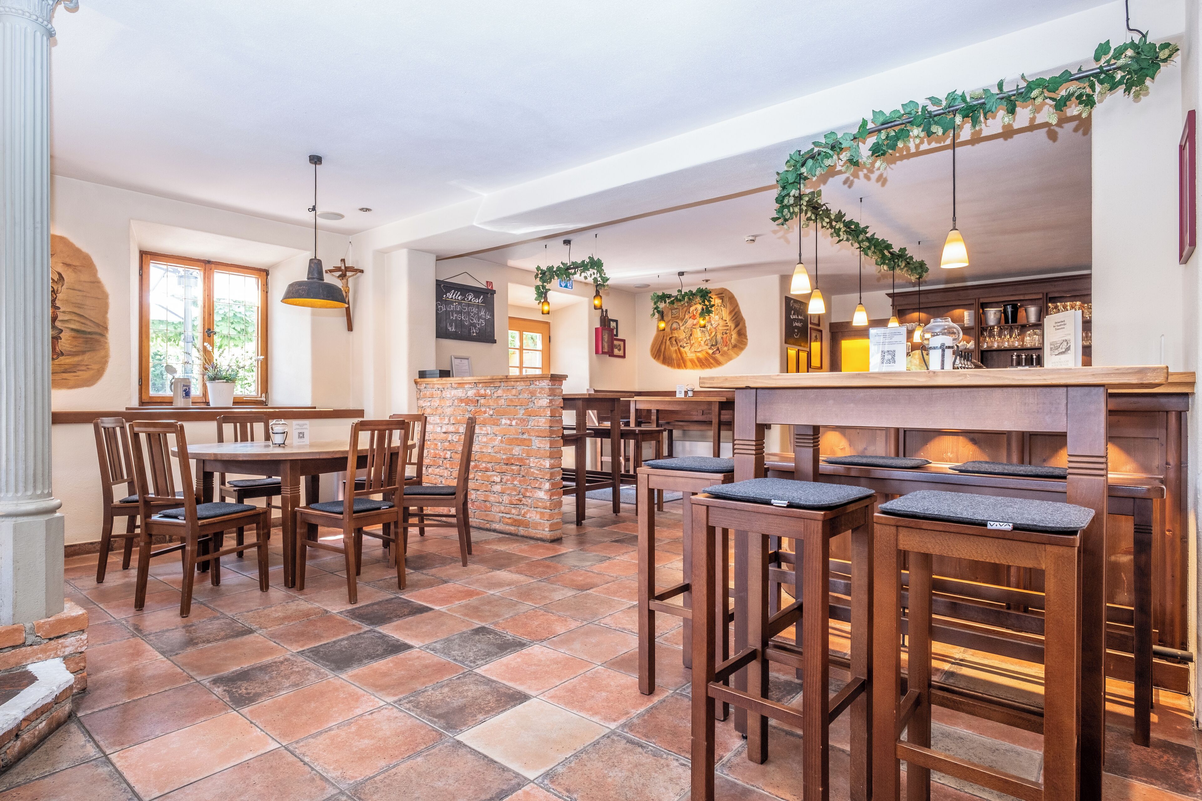 Frühstück, Mittagessen, Abendessen, regionale Küche 