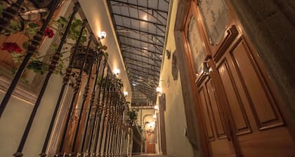 Puebla de Antaño Hotel