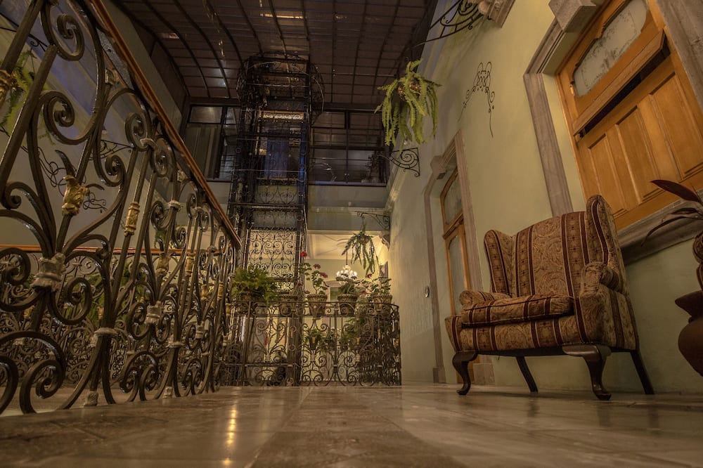 Puebla de Antaño Hotel