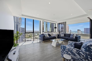 3 Bedroom 2 Bathroom - Ocean Views