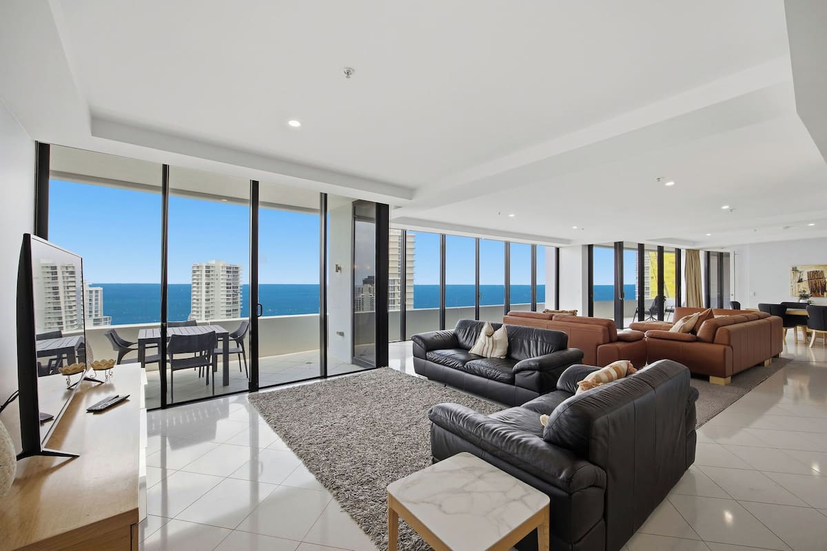 Chambre (Sky Home - 3 Bedroom Ocean Views) | Décoration personnalisée, ameublement personnalisé, bureau