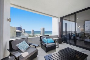 3 Bedroom Superior Ocean View Apartment | Individually decorated, individually furnished, desk, laptop workspace - Aria Apartments (Broadbeach)