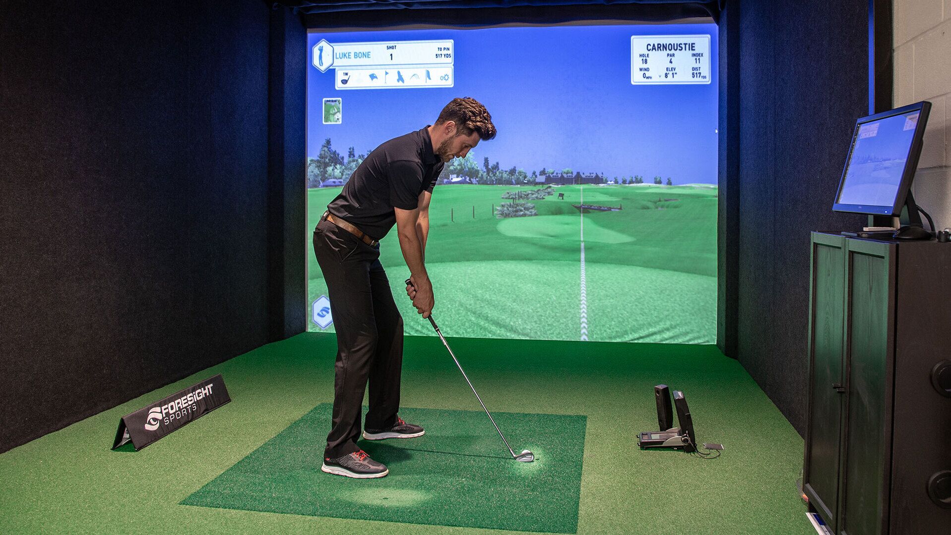 indoor golf driving range