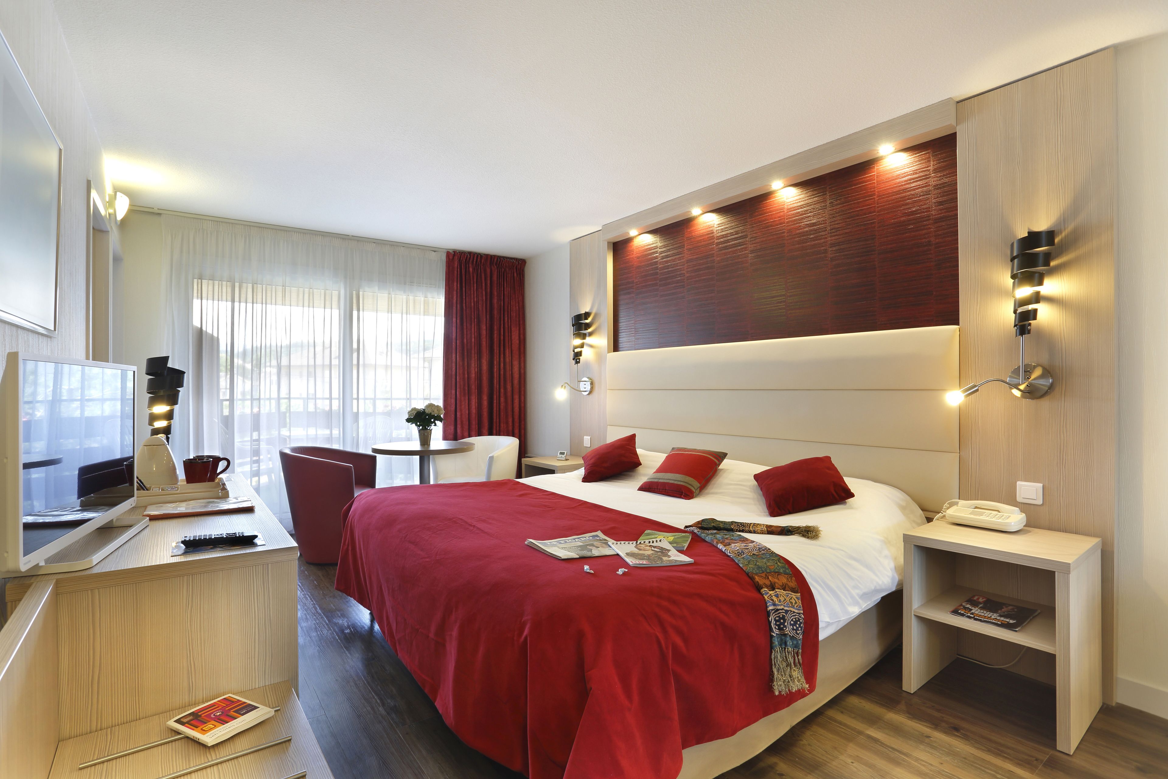 superior double room | premium bedding, minibar, in-room safe, individually furnished