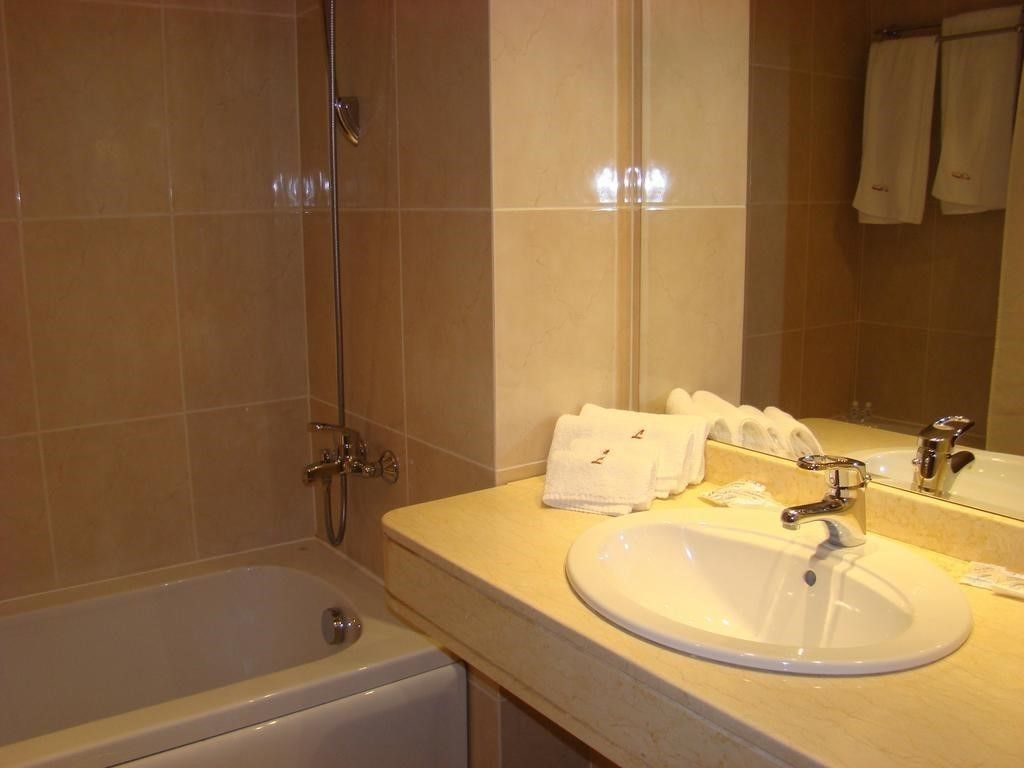 1 bedroom, in-room safe, desk, laptop workspace