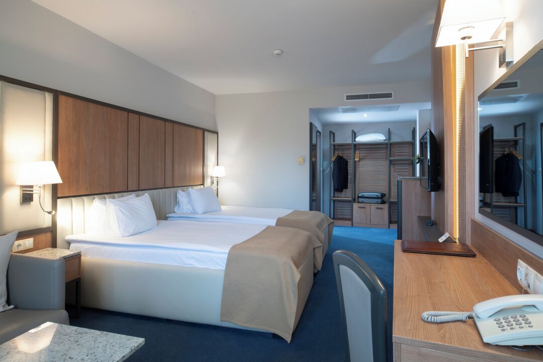 1 bedroom, in-room safe, desk, laptop workspace