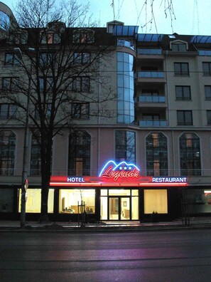 Front of property - Legends Hotel Sofia (Sofia)
