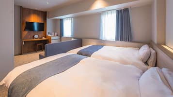 Deluxe Triple Room | Free WiFi, bed sheets