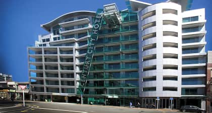Distinction Wellington Century City Hotel