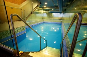 Indoor pool, outdoor pool