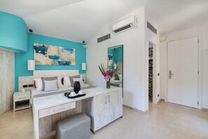 Superior Double Room | Minibar, in-room safe, bed sheets - VOI Floriana Resort (Simeri-Crichi)