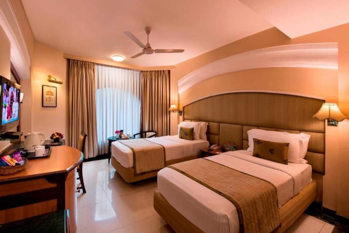 Premium bedding, minibar, desk, laptop workspace