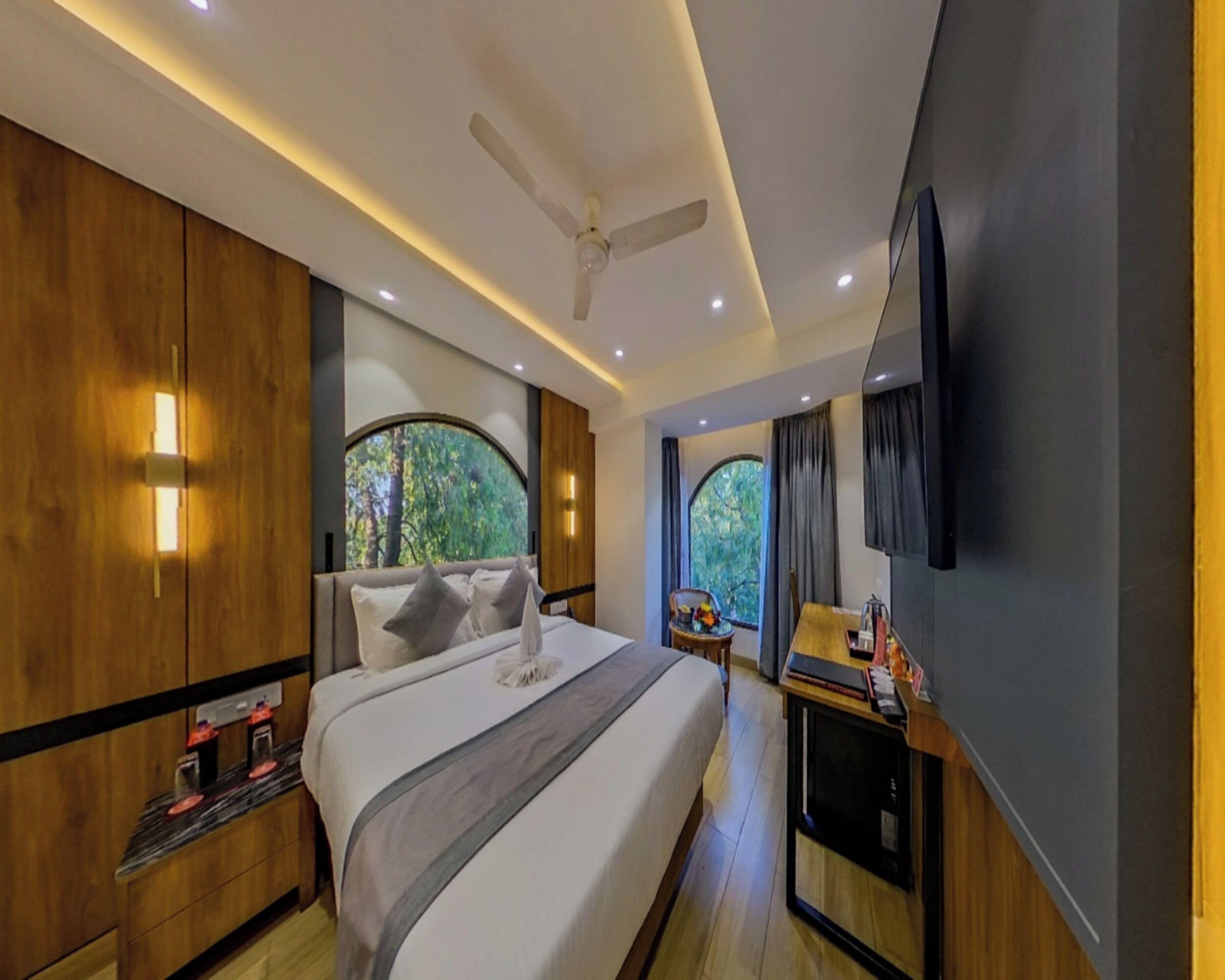 Standard Single Room | Premium bedding, minibar, desk, laptop workspace