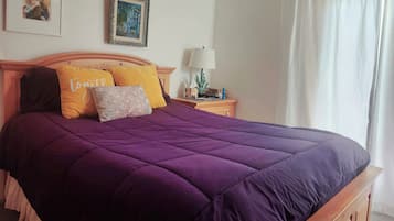 Camera Basic, bagno privato | Con stile personalizzato, con arredamento individuale, una scrivania