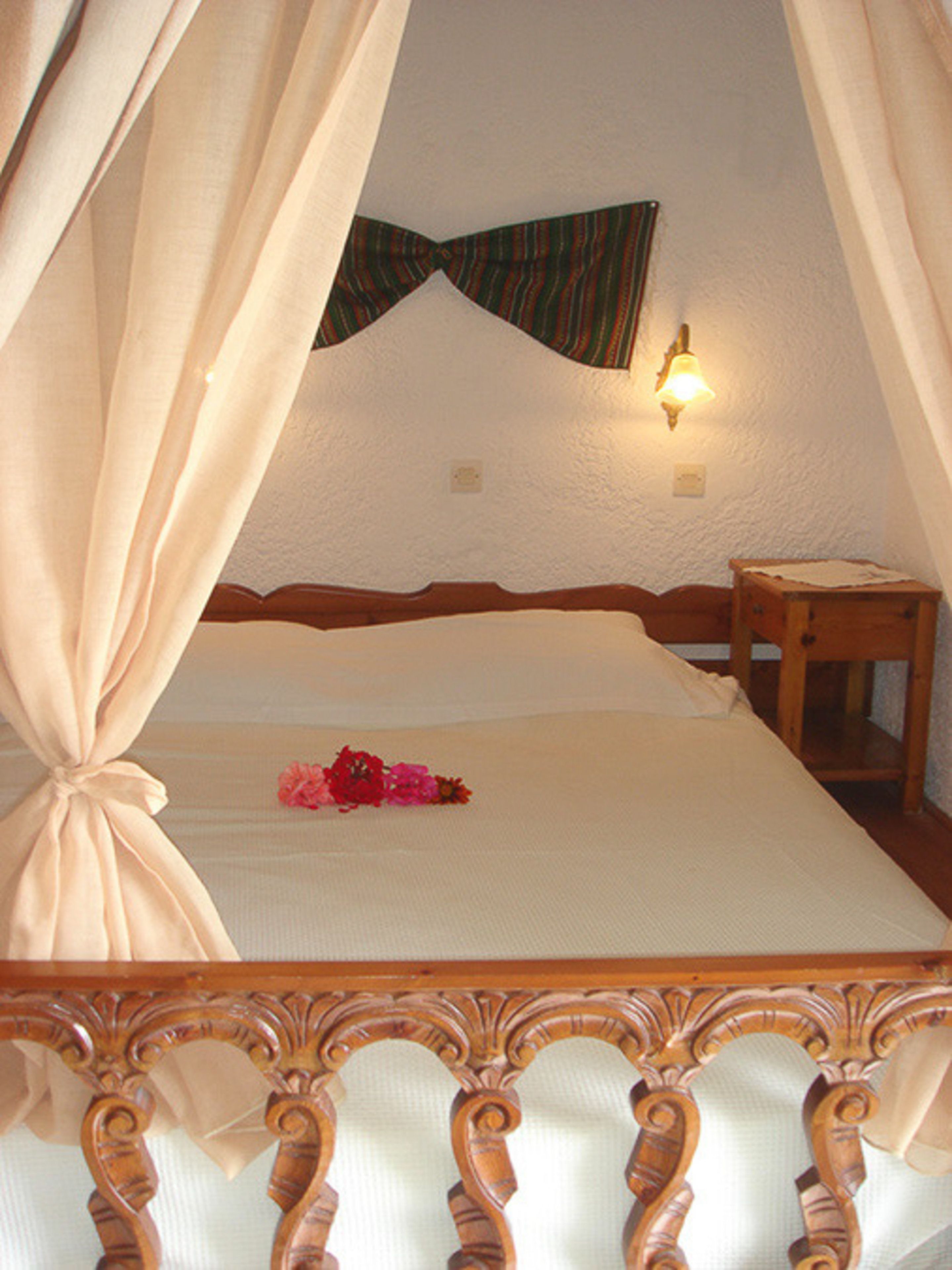 Traditional Studio | Minibar, in-room safe, soundproofing, free cribs/infant beds