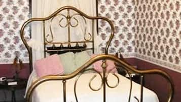 Carmen’s Room | Free WiFi