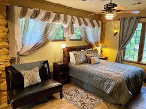 Standard-Doppelzimmer, mit Bad (Magnolia)