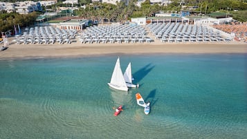 私家海滩、沙滩椅、海滩遮阳伞、水肺潜水