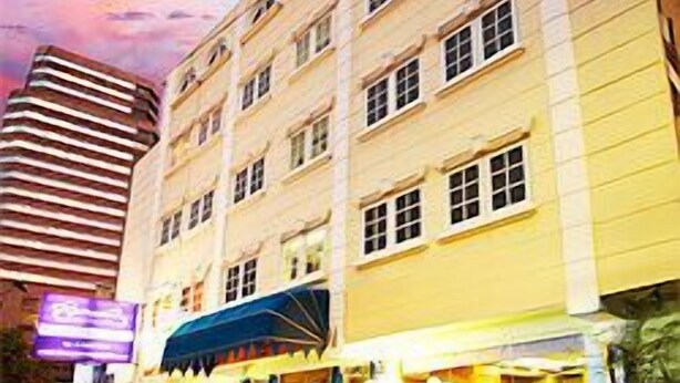 Exterior - Sawasdee Langsuan Inn (Bangkok)