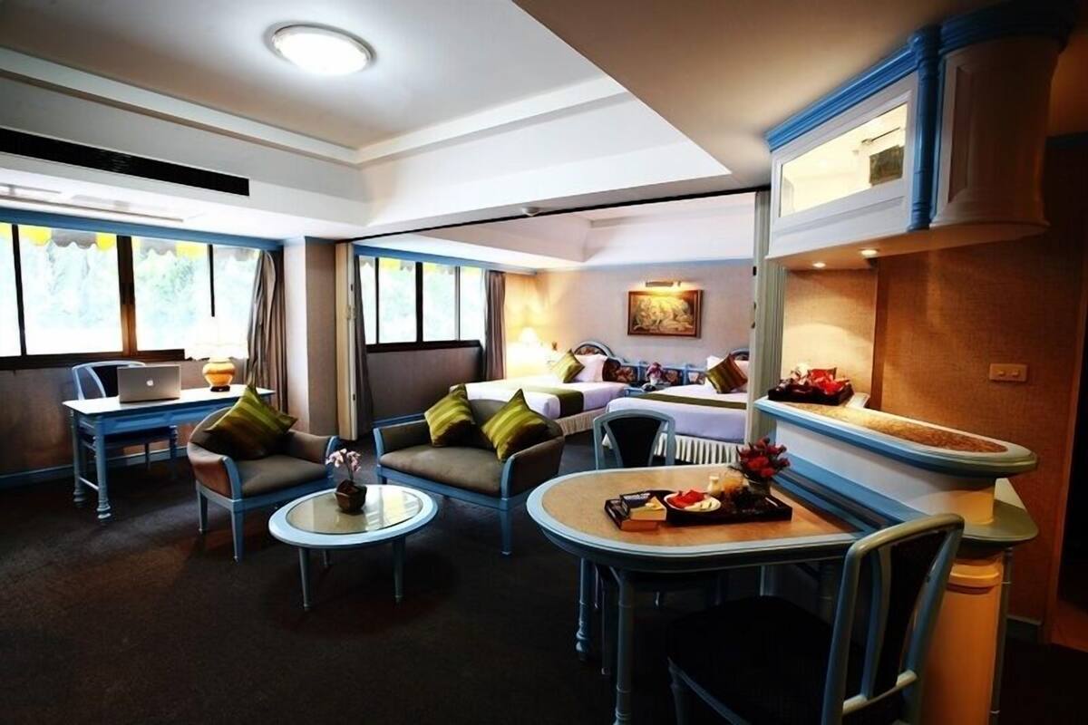 Sawasdee Suite | In-room safe