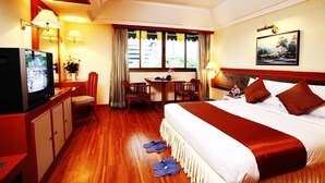 In-room safe - Sawasdee Langsuan Inn (Bangkok)
