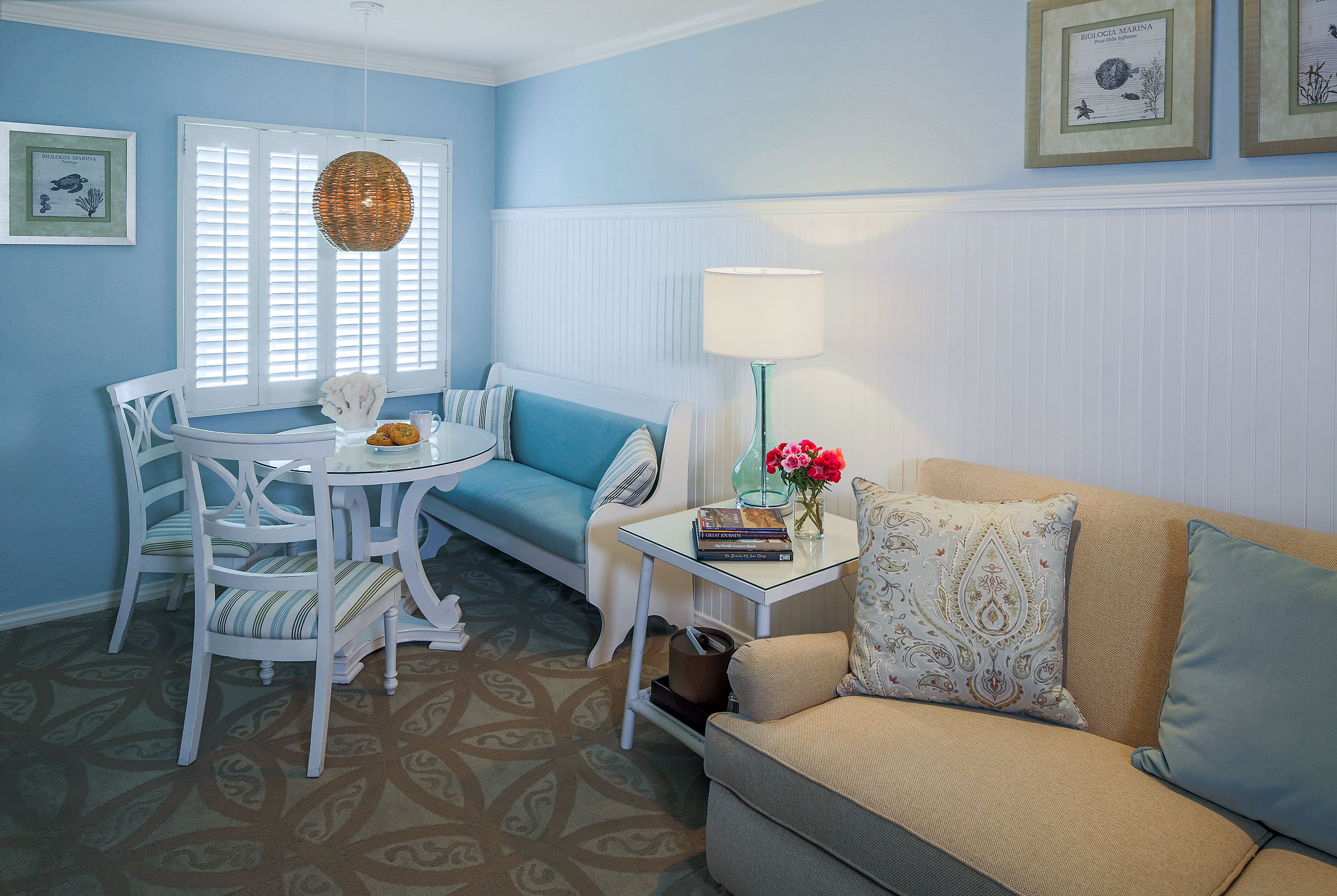 suite, 2 bedrooms (two queen beds and 1 sofa bed) | living area | flat-screen tv