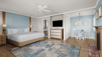 Junior Suite | In-room safe, iron/ironing board, free WiFi, bed sheets