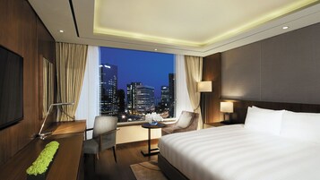 Superior Suite Double Room | Premium bedding, down comforters, pillowtop beds, in-room safe
