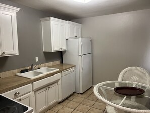 Suite, 1 King Bed | 1 bedroom, down comforters, Select Comfort beds, desk