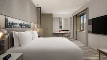 Suite, 1 Bedroom (Worklife) | 1 bedroom, premium bedding, minibar, in-room safe